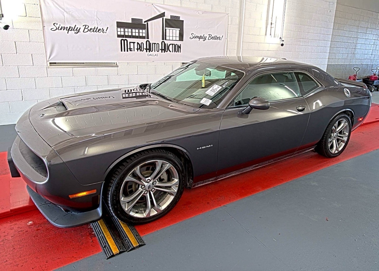 Used 2021 Dodge Challenger R/T with VIN 2C3CDZBT8MH660189 for sale in Arlington, TX