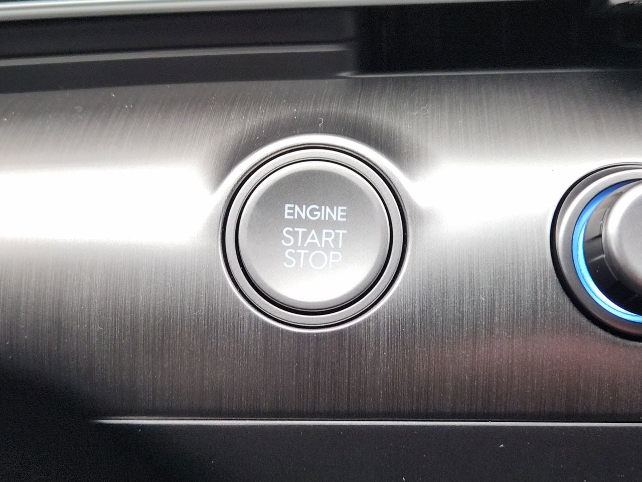 New 2026 C5G Gray Hyundai SEL Sport FWD image 16