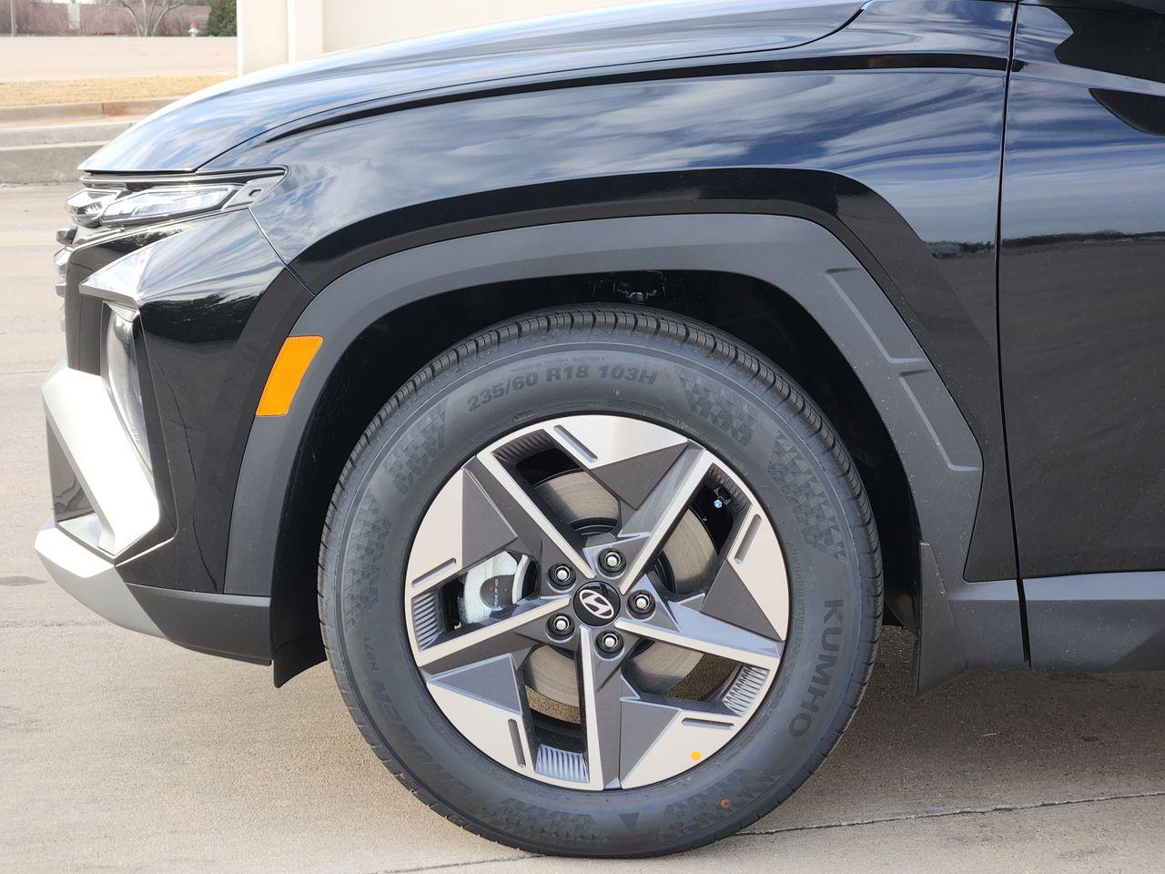 New 2026 S3B Black Hyundai SEL FWD image 5