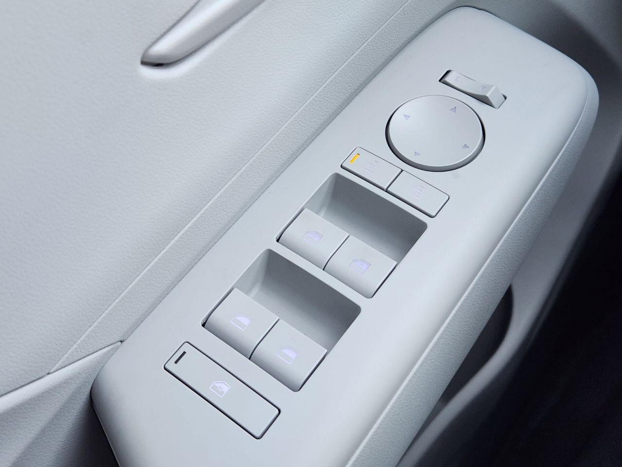 New 2026 TN6 Blue Hyundai SEL Sport FWD image 21