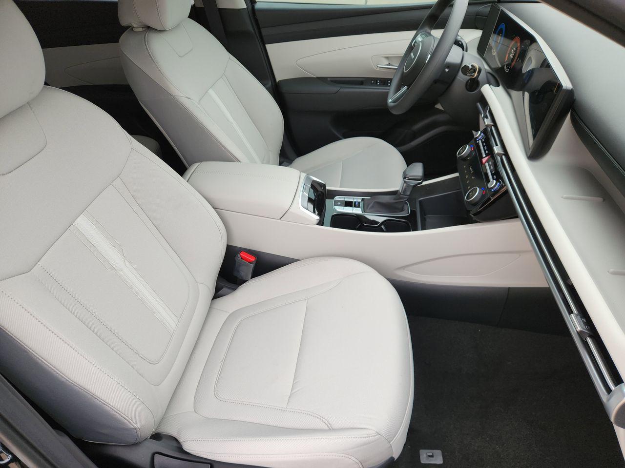 New 2026 Phantom Black Hyundai SEL FWD image 10