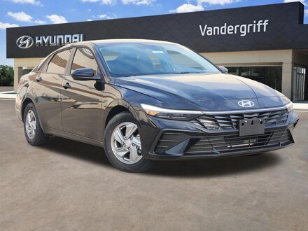 2026 Hyundai Elantra SE Sedan