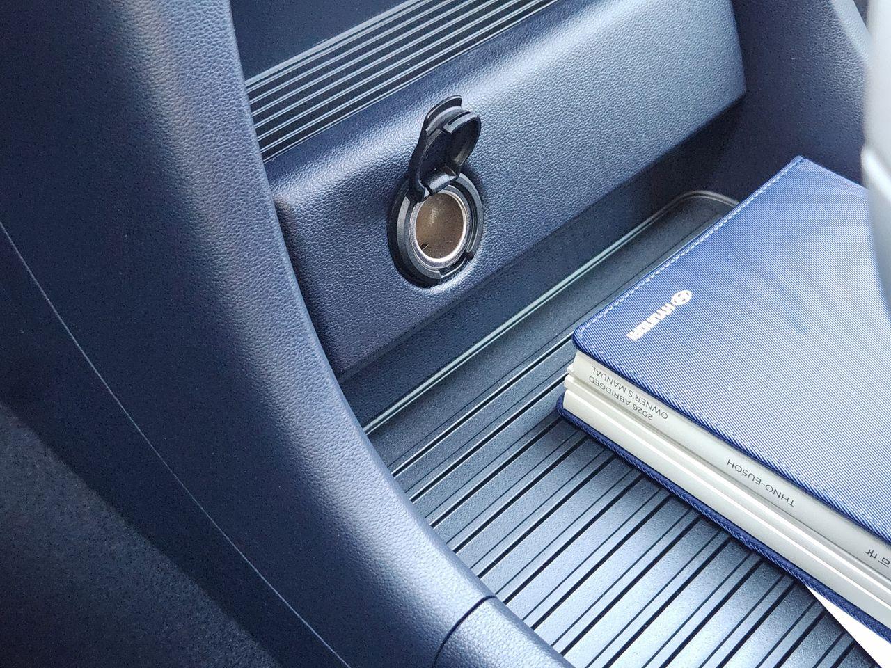 New 2026 Titan Charcoal Pearl Hyundai Calligraphy FWD image 17