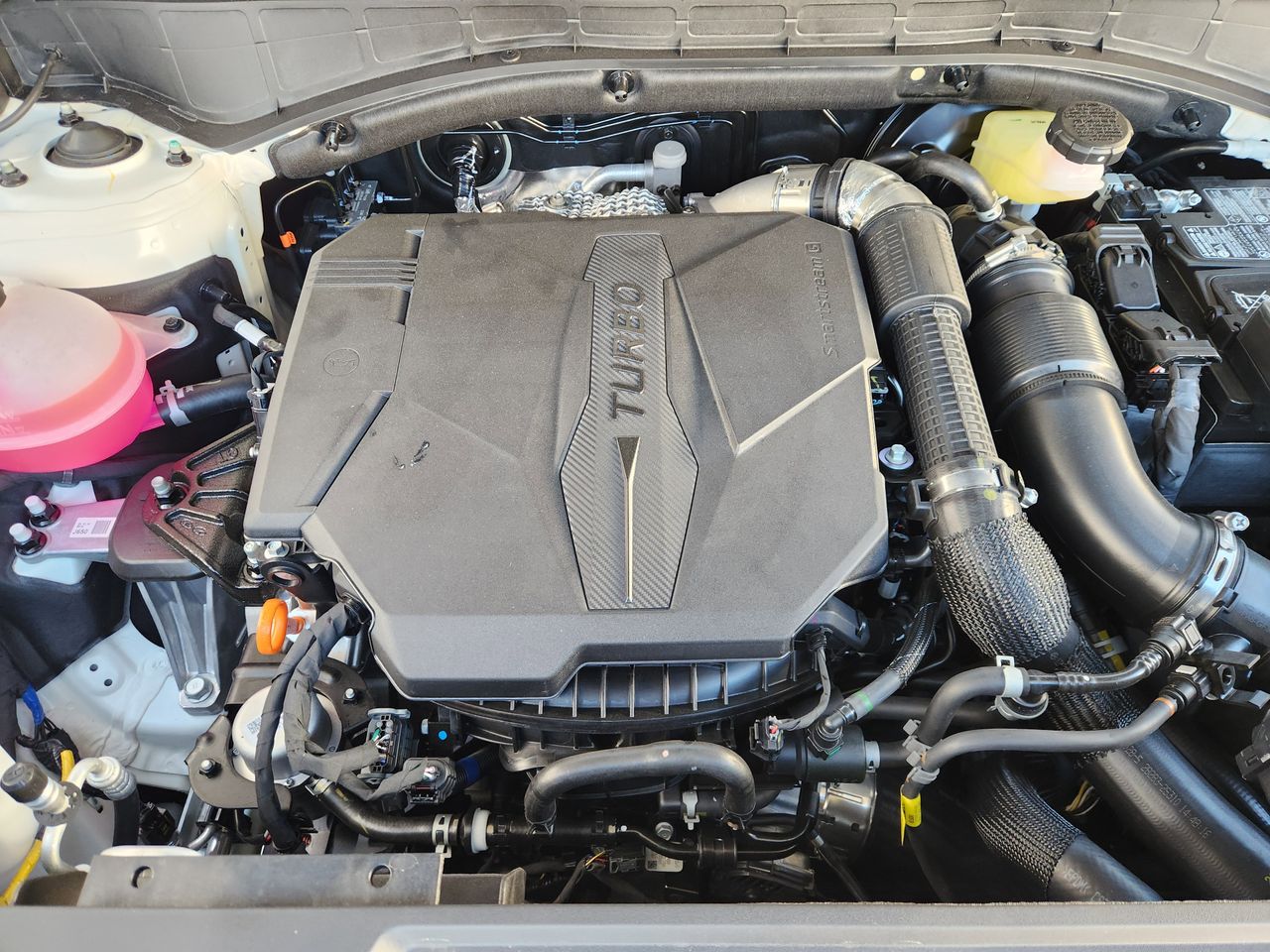 New 2026 W6H White Hyundai Calligraphy FWD image 32