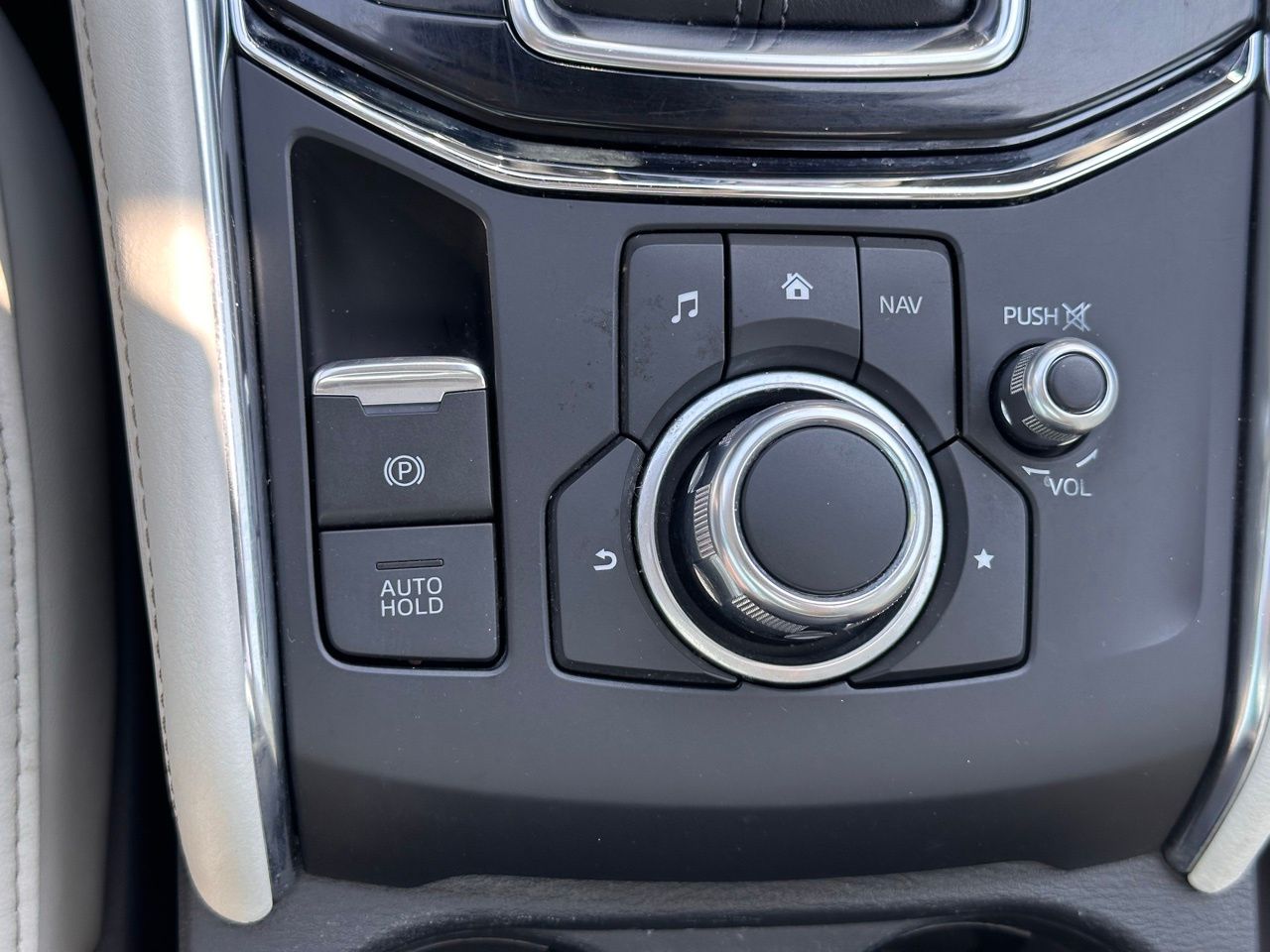 Used 2018 Jet Black Mica Mazda Grand Touring image 34