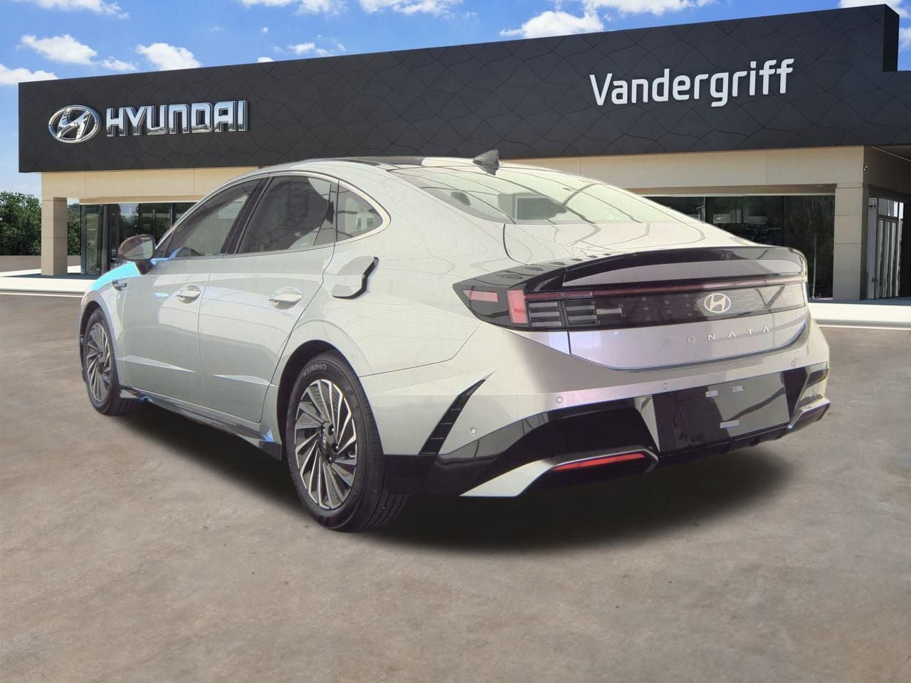 Certified Used 2026 Aero Silver Hyundai Limited image 8