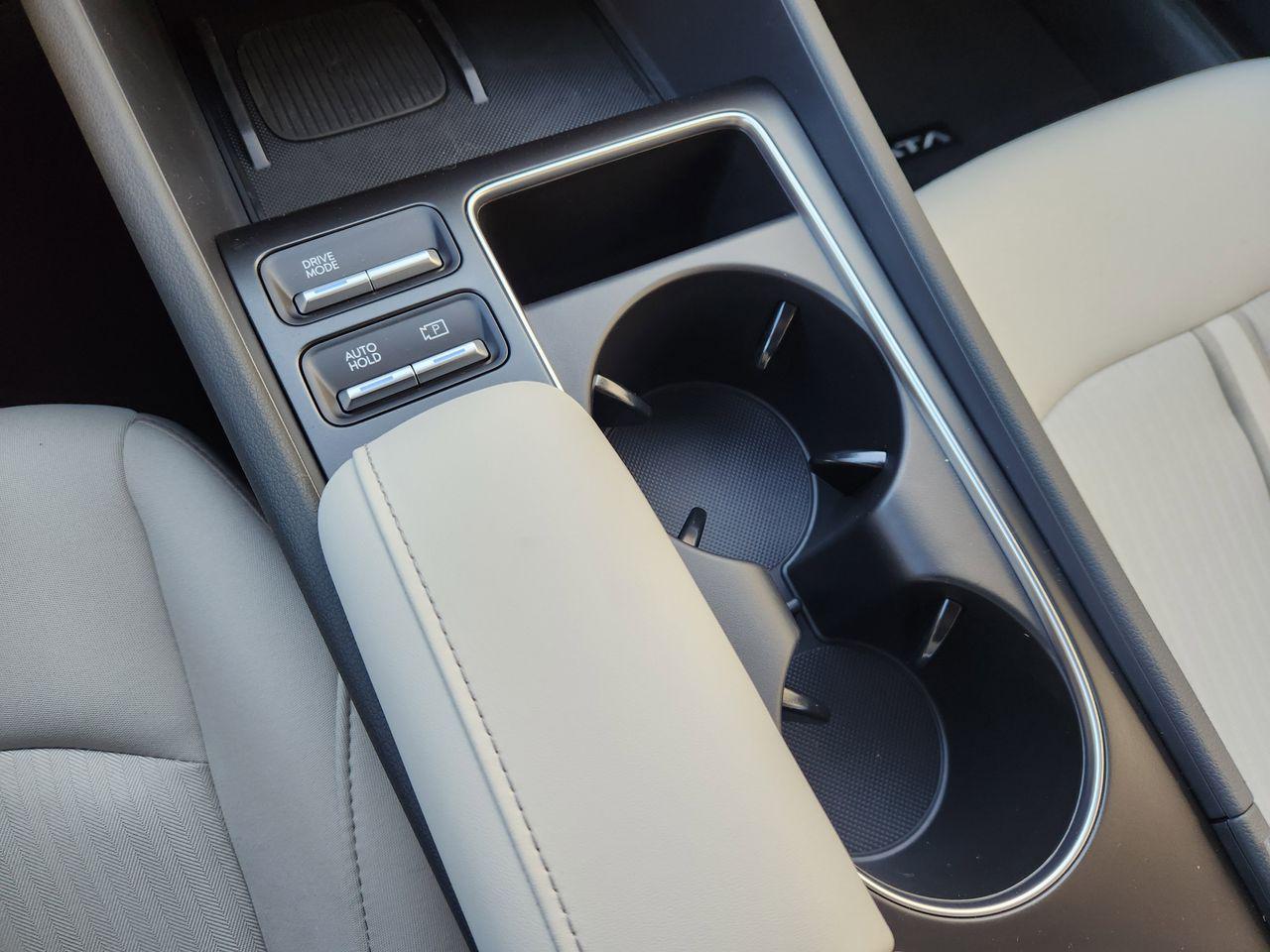 New 2026 W6H White Hyundai SEL Sport image 17