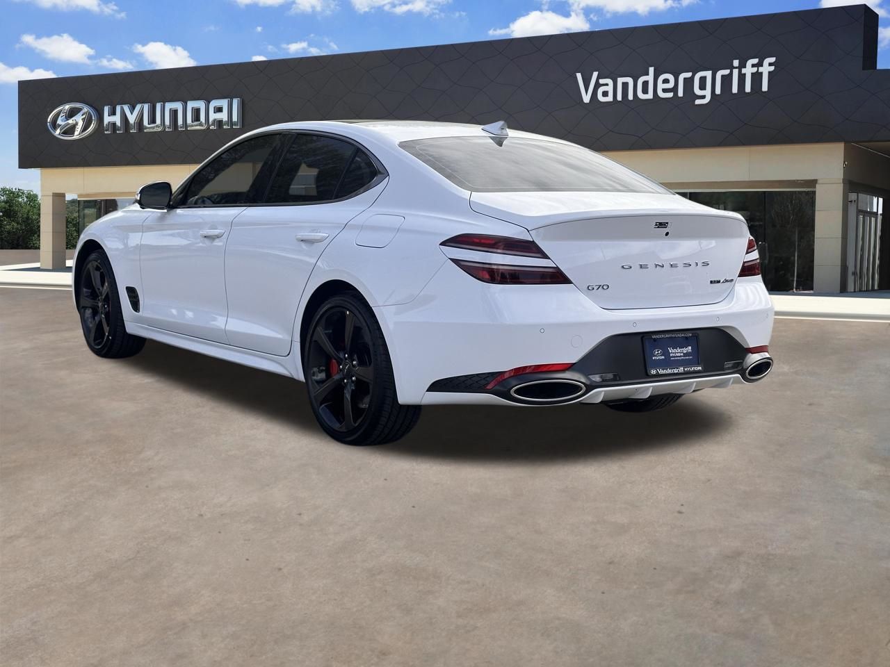 Used 2026 Alta White Genesis 3.3T Sport Prestige image 10