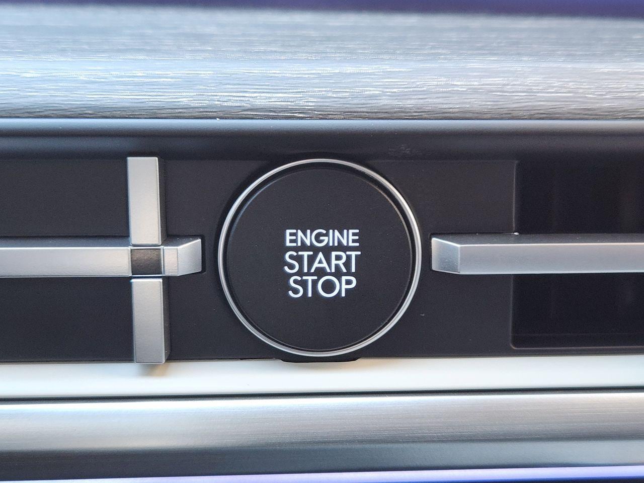 New 2026 NT2 Gray Hyundai Limited FWD image 16