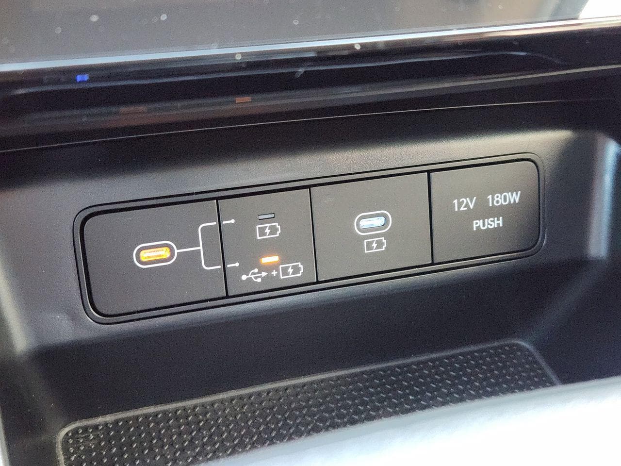 New 2026 R2T Silver Hyundai SEL FWD image 16