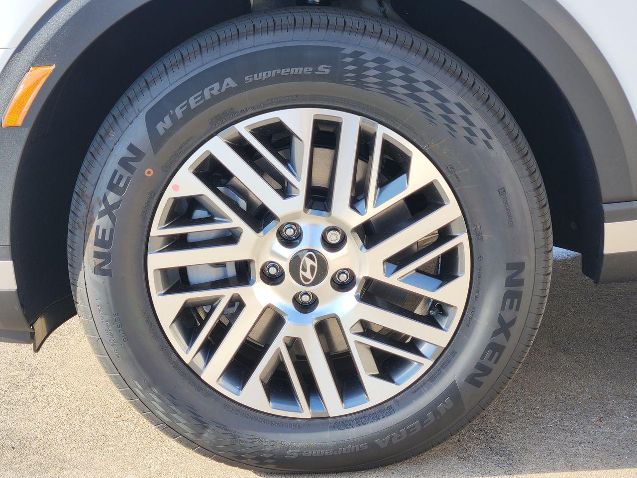 New 2027 Creamy White Pearl Hyundai SEL FWD image 7