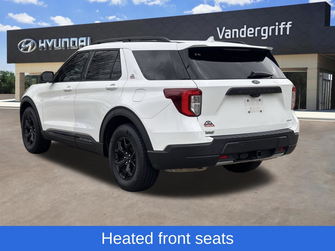 Used 2022 Star White Tri-Coat Ford Timberline image 11