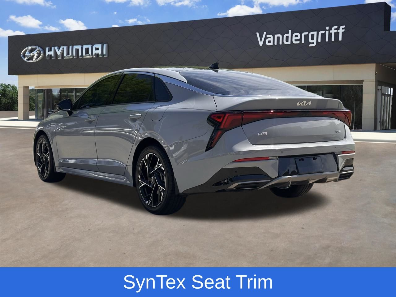 Used 2025 Wolf Gray Kia GT-Line image 8
