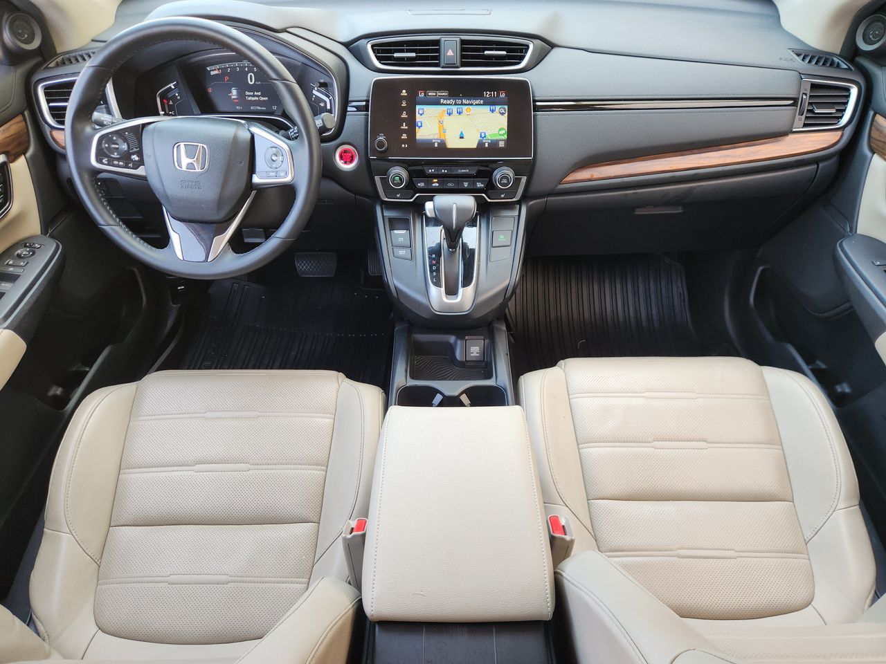 Used 2018 Basque Red Pearl II Honda Touring image 25