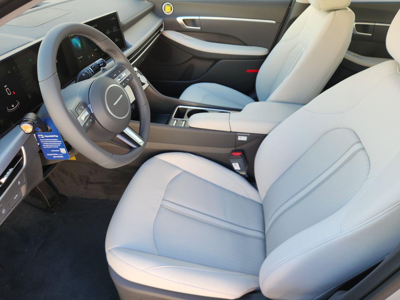 New 2026 Aero Silver Hyundai SEL Sport image 9