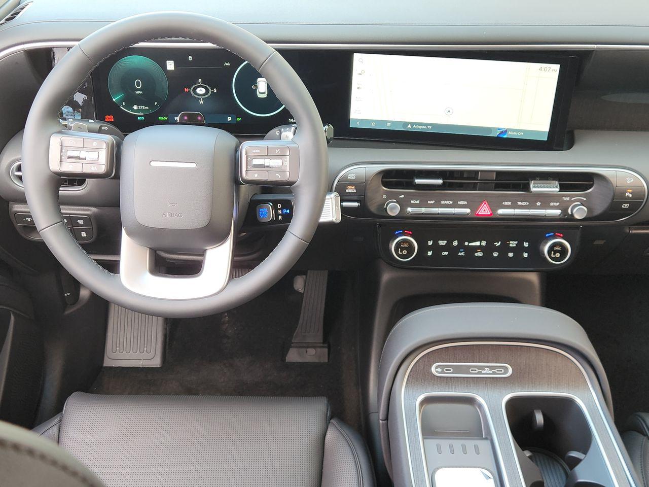 New 2027 Creamy White Pearl Hyundai Limited image 27