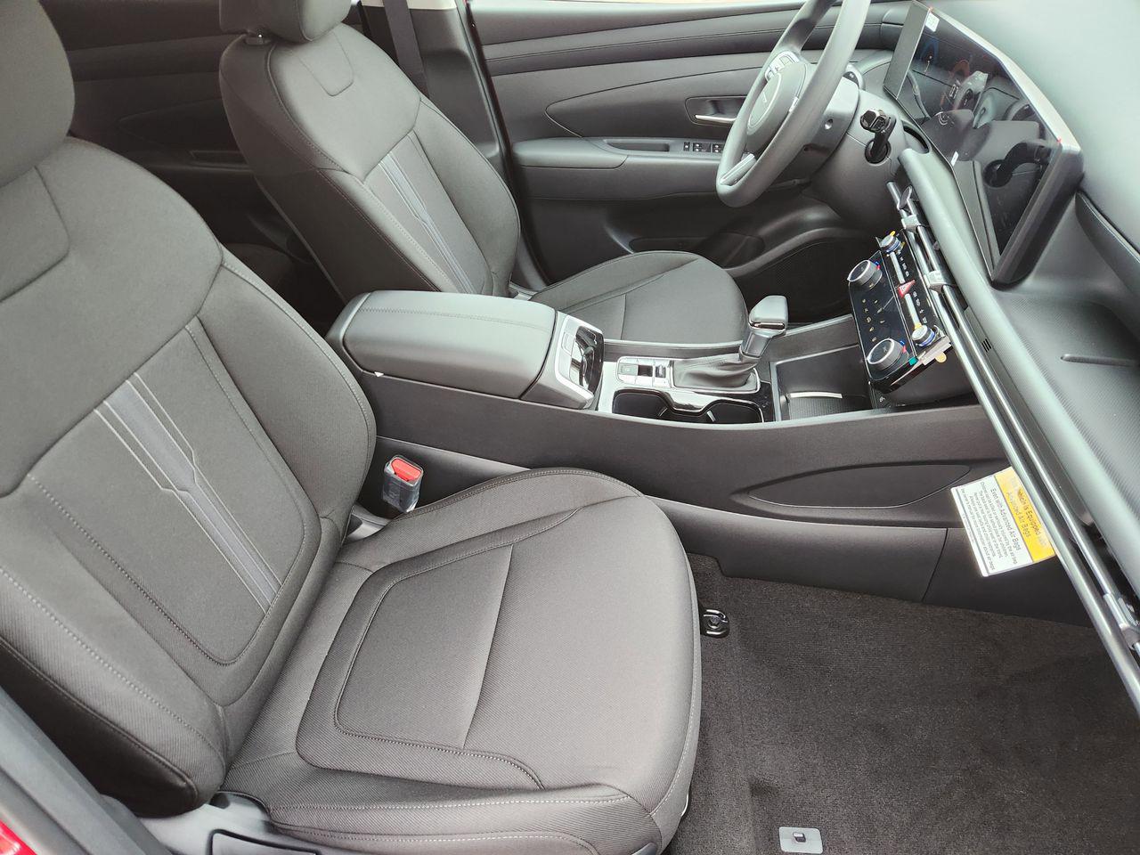 New 2026 R2P Red Hyundai SEL FWD image 10