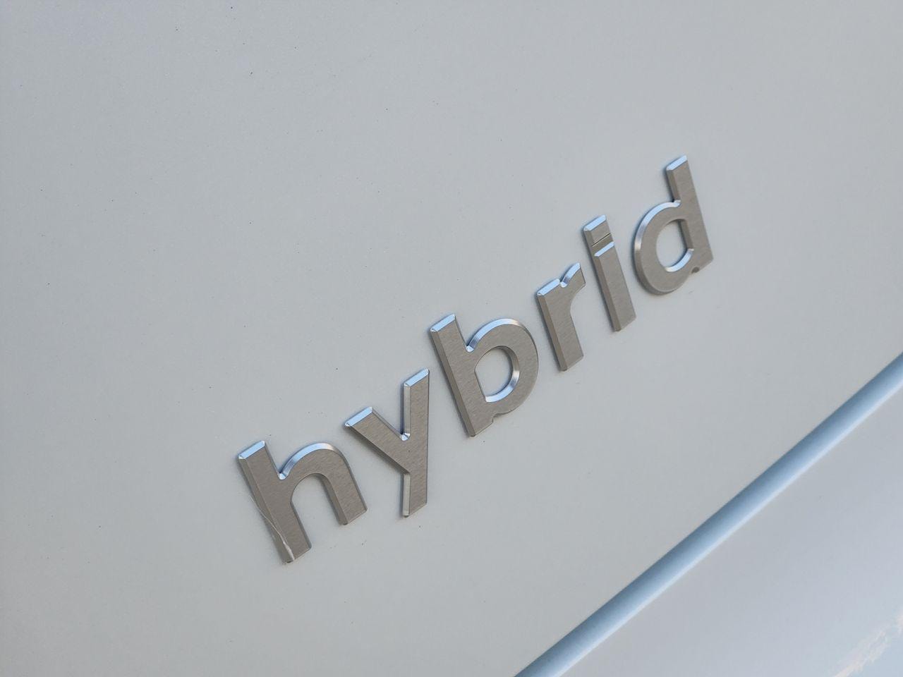 New 2026 Creamy White Pearl Hyundai SEL Premium 7P image 9