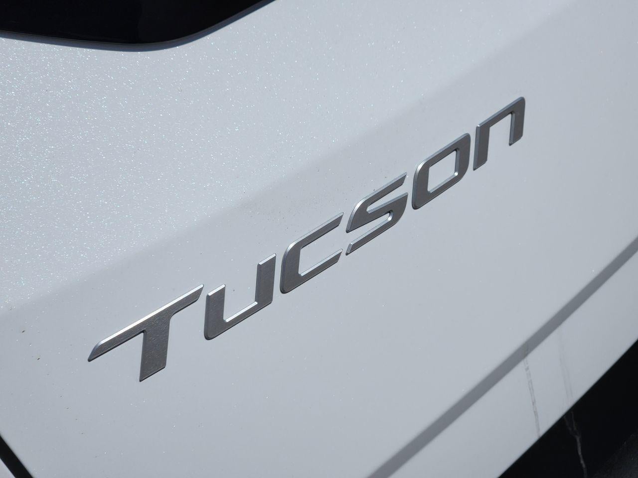 New 2026 W6H White Hyundai SEL FWD image 8