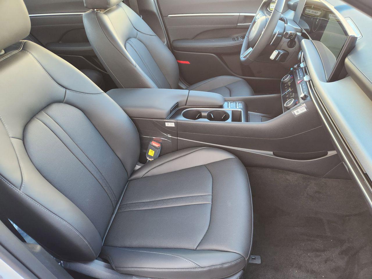 New 2026 Serenity White Hyundai Limited image 13