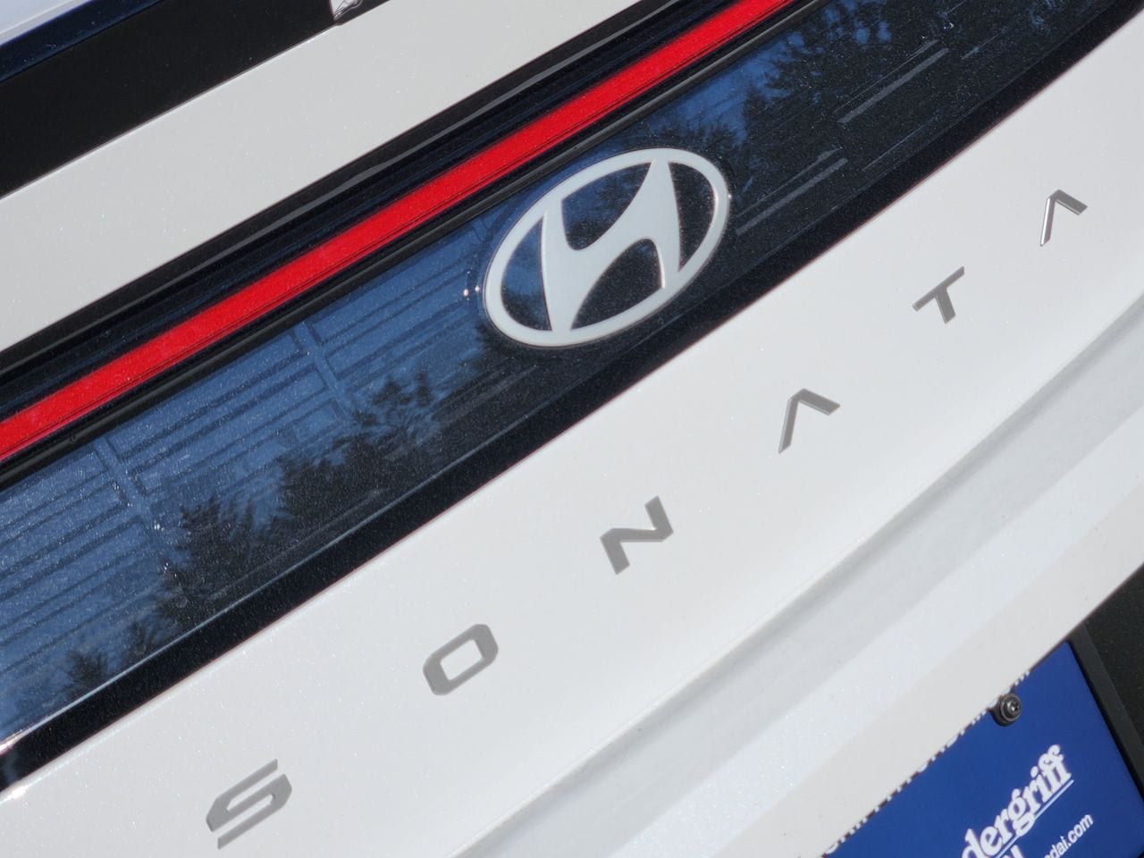 New 2026 W6H White Hyundai Limited image 10