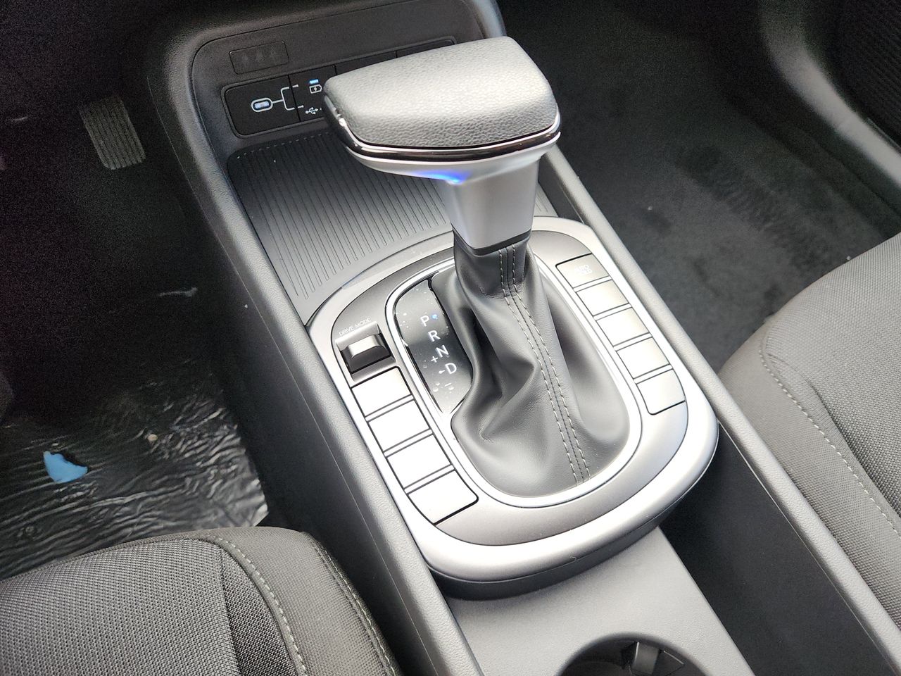 New 2026 R2P Red Hyundai SE FWD image 18