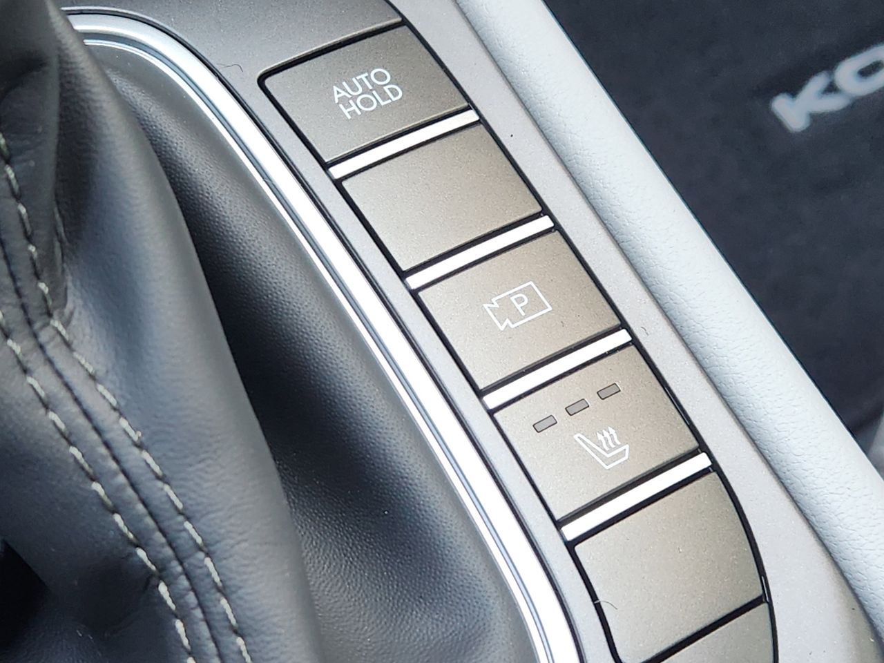 New 2026 C5G Gray Hyundai SEL Sport FWD image 18