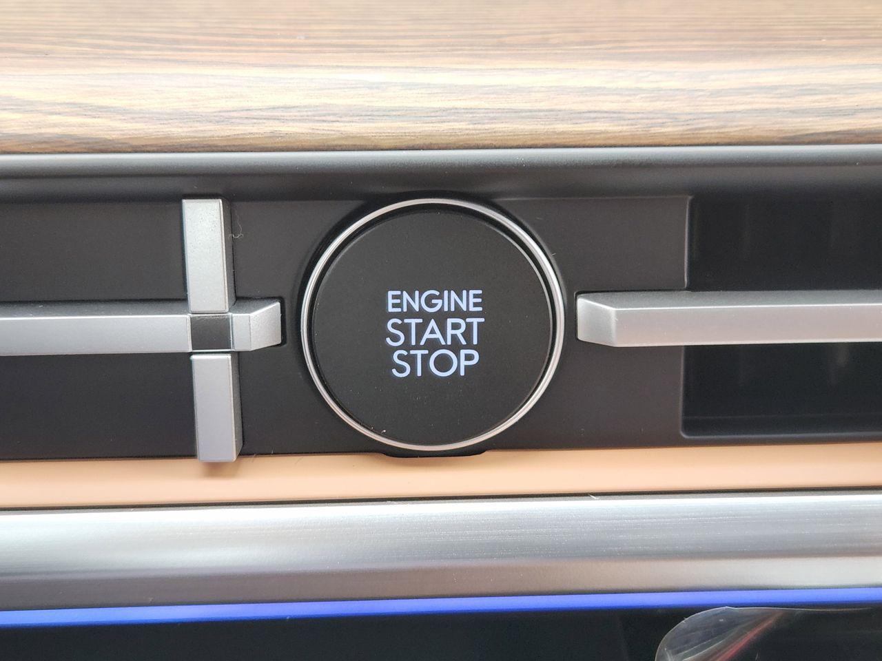 New 2026 PE2 Gray Hyundai Limited FWD image 16