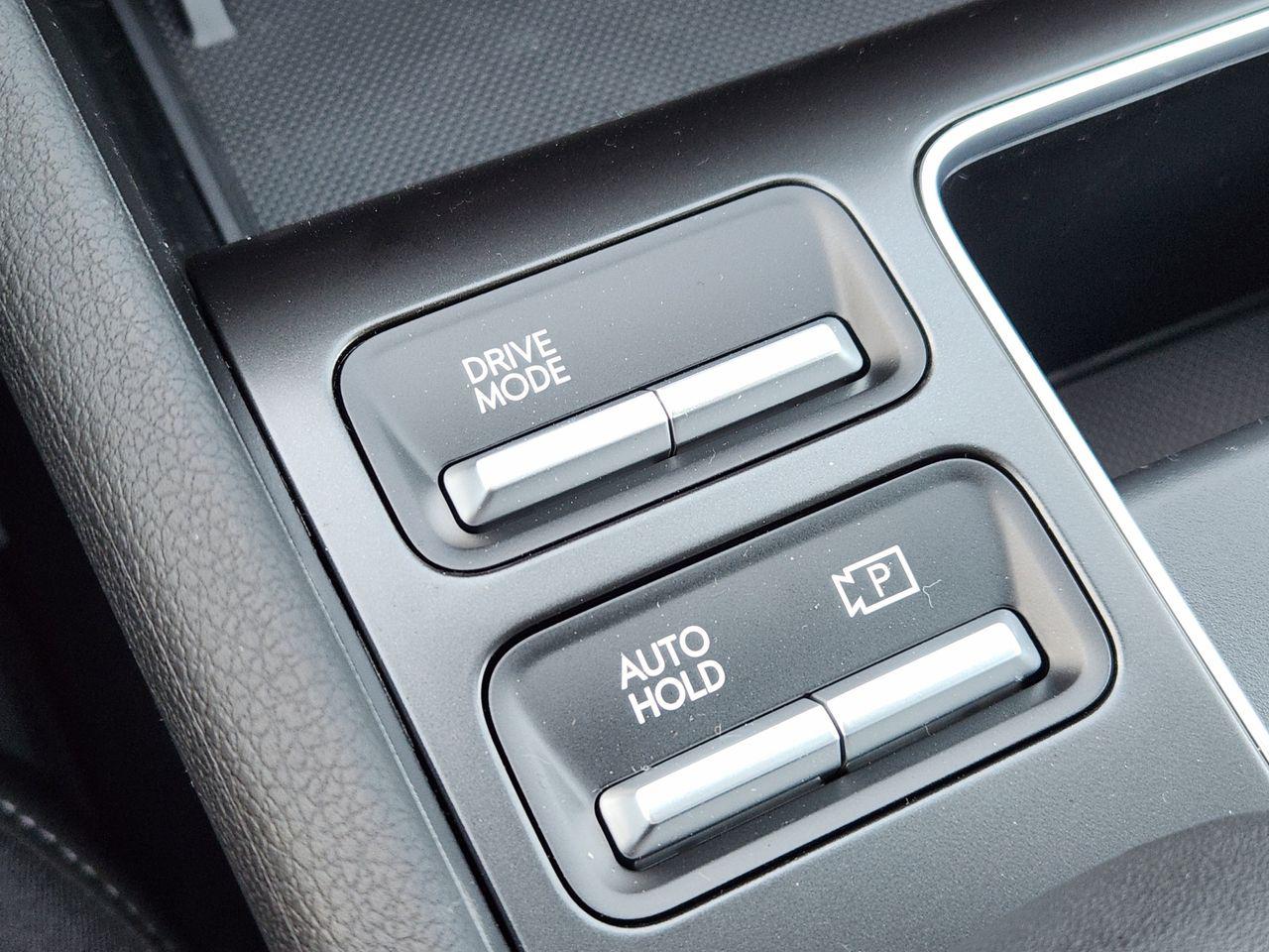 New 2026 T4A Silver Hyundai SEL Sport image 19