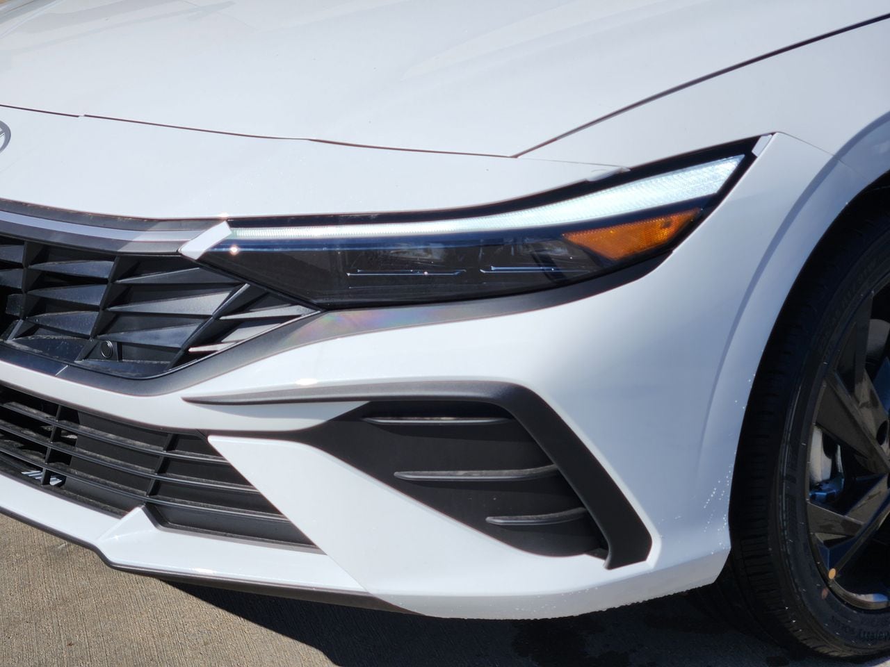 New 2026 W6H White Hyundai SEL Sport image 6