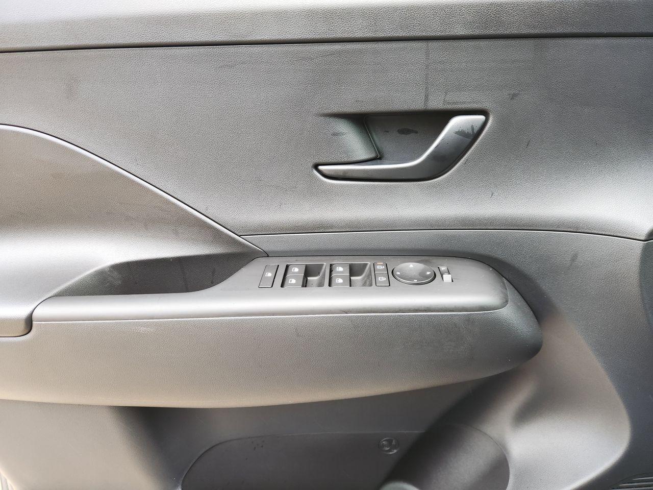 New 2026 PE2 Gray Hyundai SEL Sport FWD image 22