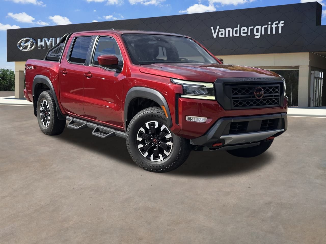 2022 Nissan Frontier PRO-4X's photo