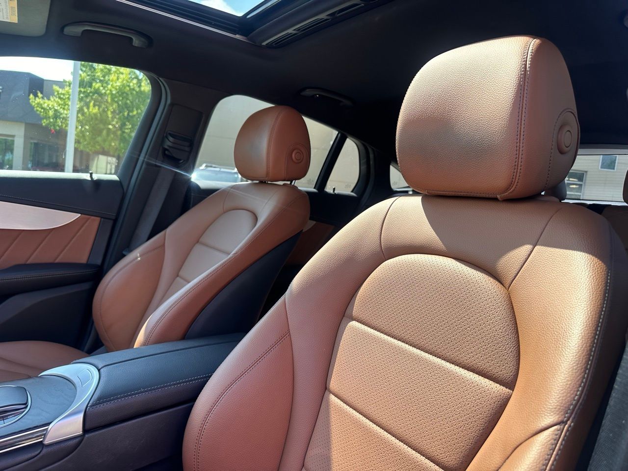 Used 2023 Nautical Blue Metallic Mercedes-Benz GLC 300 Coupe 4matic® image 22