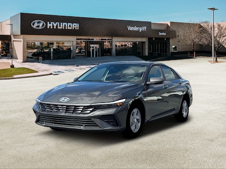 2026 Hyundai Elantra SE Sedan