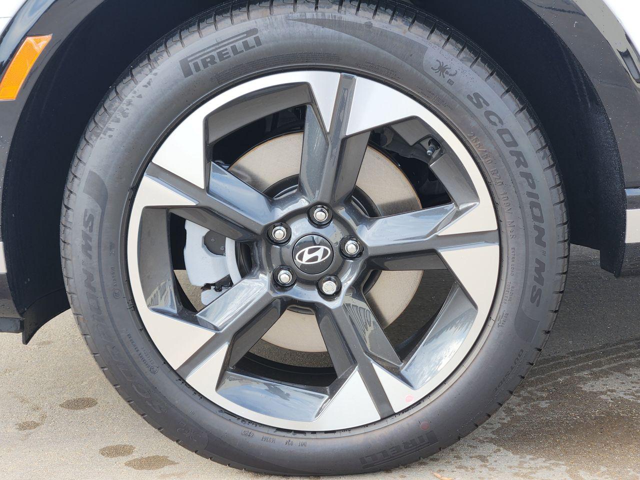 New 2026 Creamy White Pearl Hyundai Limited image 7