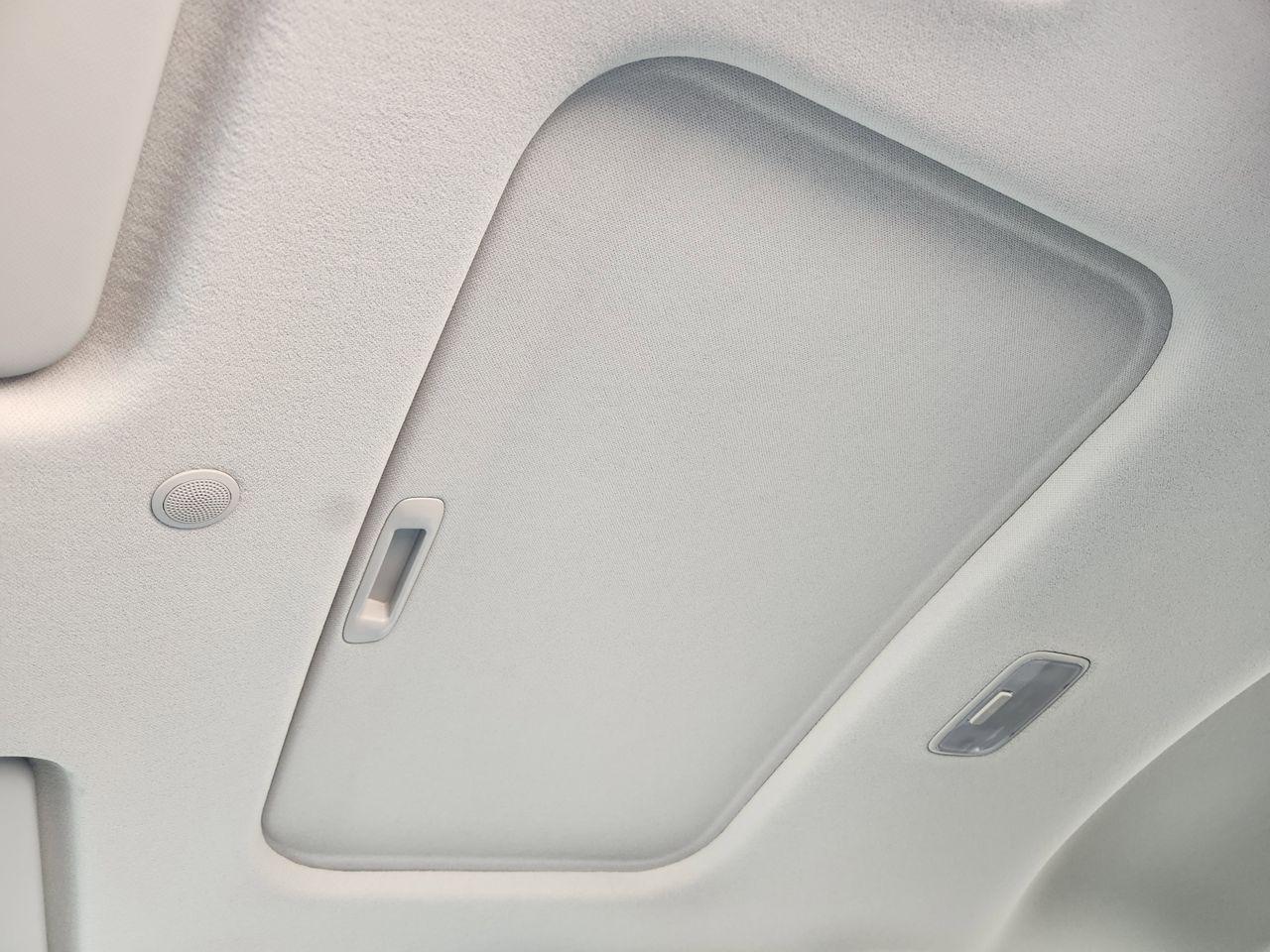 New 2026 SAW White Hyundai SEL image 24