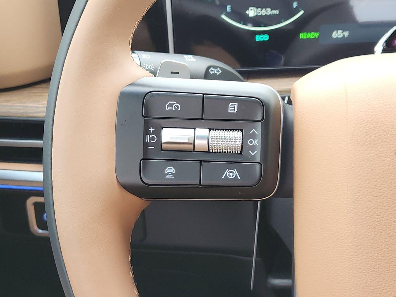 New 2026 W6H White Hyundai Calligraphy image 30