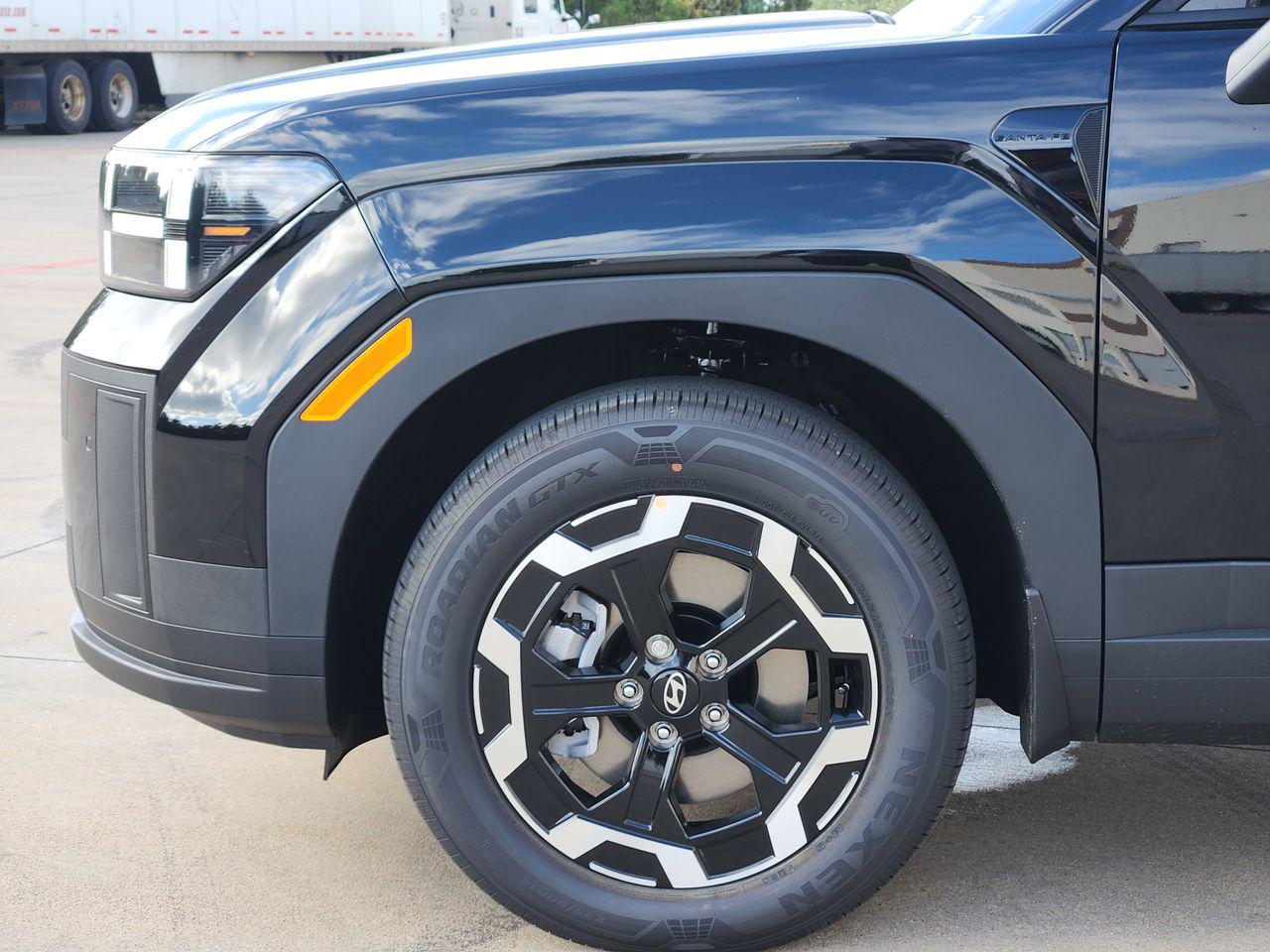 New 2026 Phantom Black Hyundai SEL FWD image 5