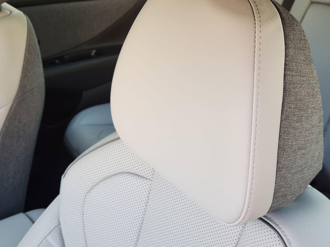 New 2026 R2P Red Hyundai Limited image 11