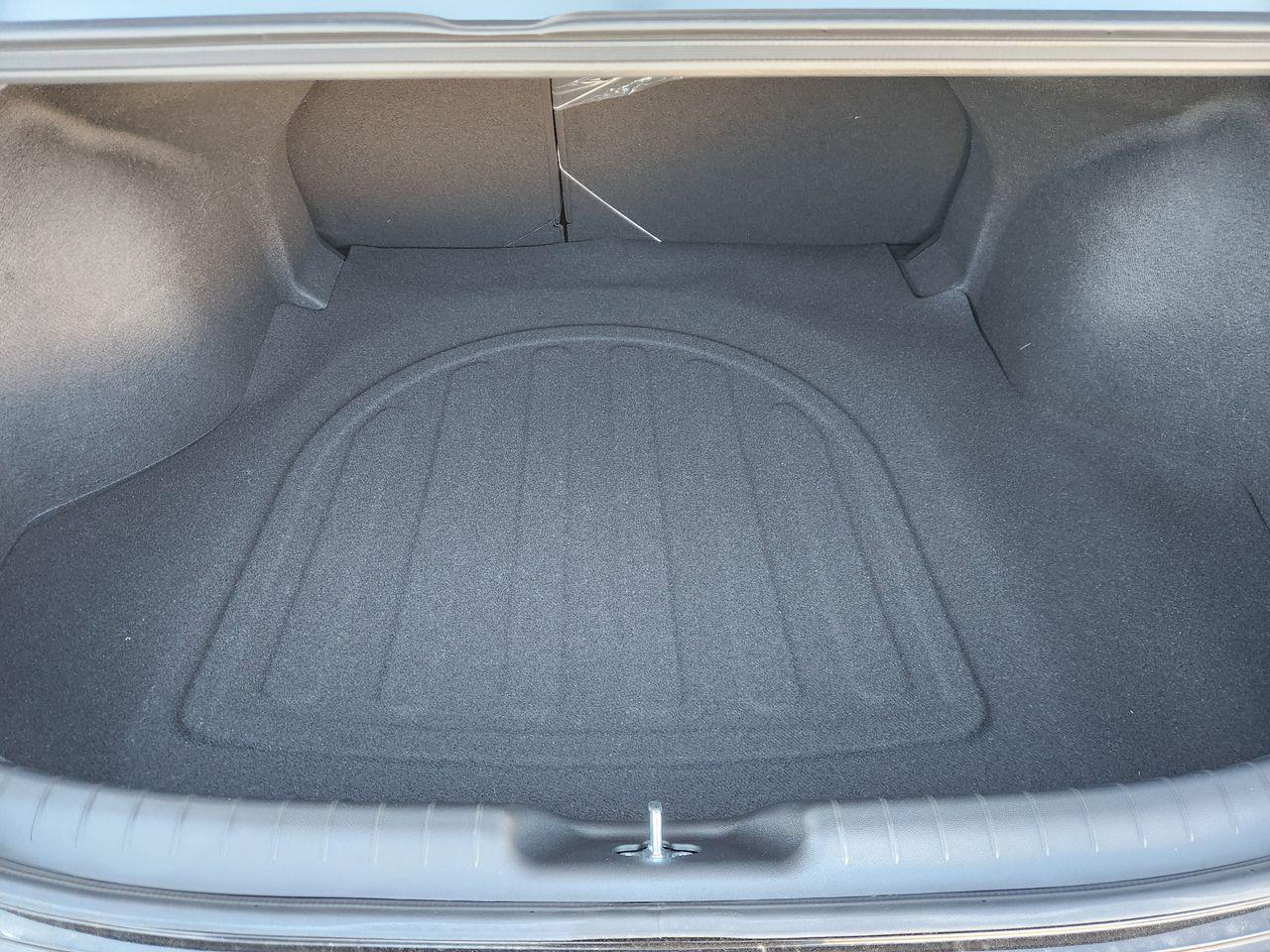 New 2026 Abyss Black Hyundai Limited image 33