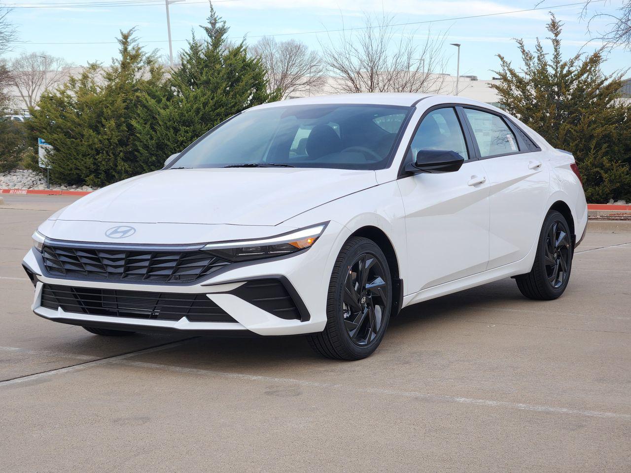 New 2026 W6H White Hyundai SEL Sport image 2