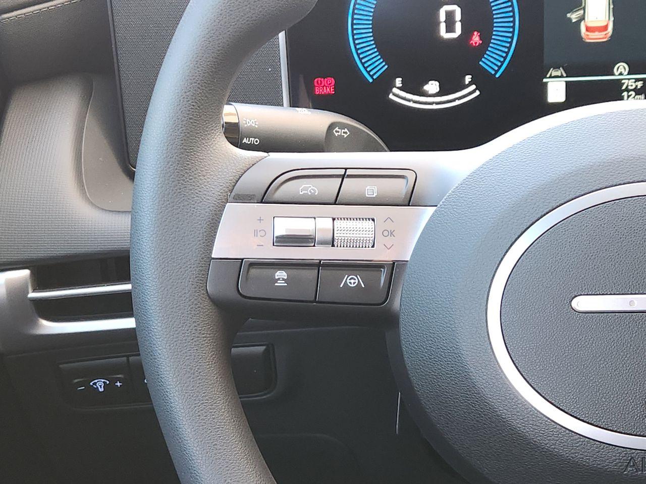 New 2026 W6H White Hyundai SEL FWD image 25