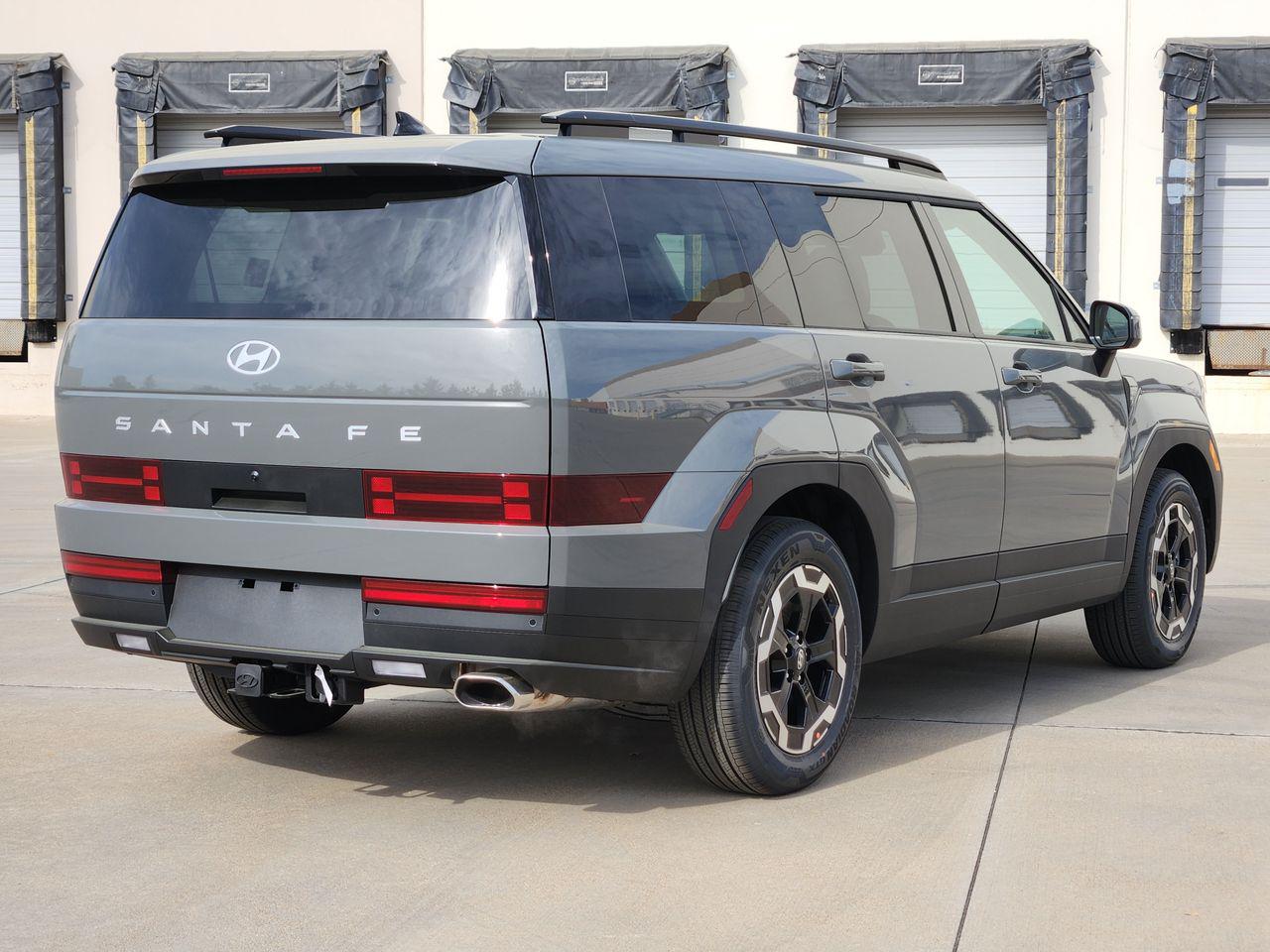 New 2026 Hampton Gray Hyundai SEL FWD image 4