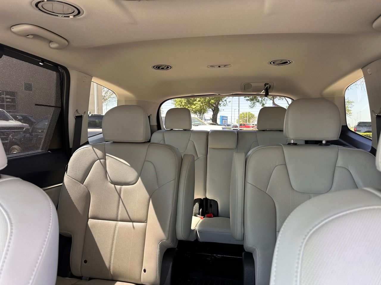 Used 2024 Ebony Black Kia EX image 13