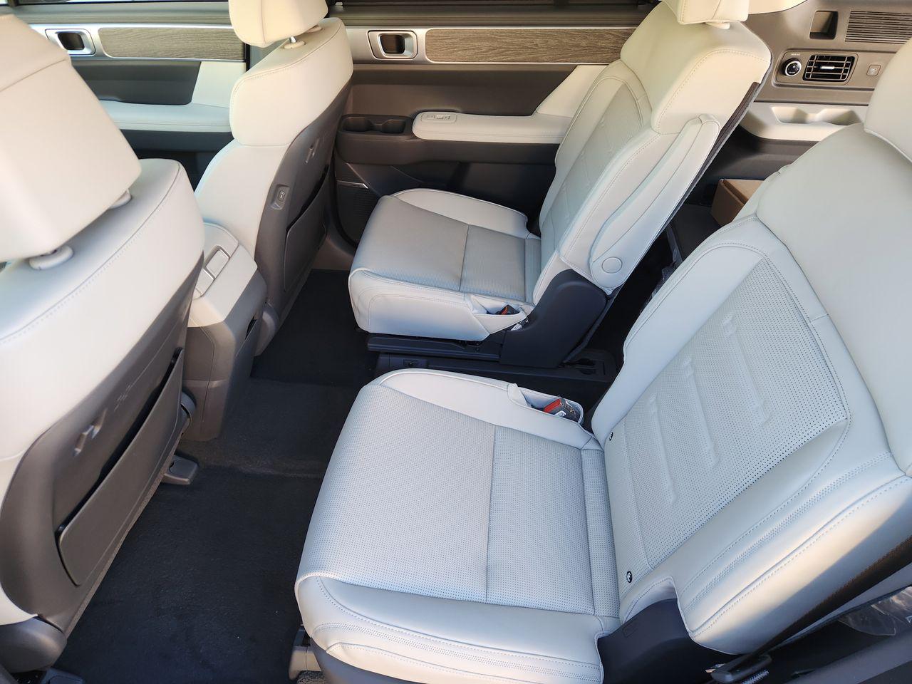 New 2026 WG2 Green Hyundai Calligraphy image 31