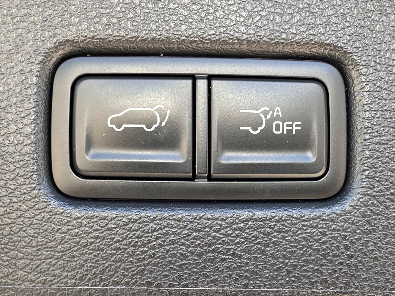 Used 2025 Ebony Black Kia EX image 14