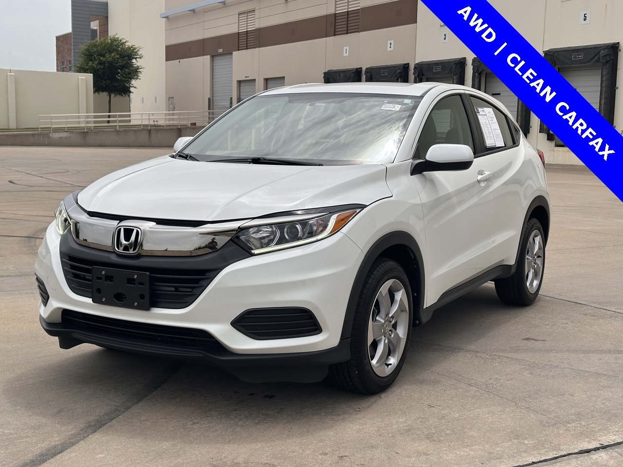 Used 2021 Honda HR-V LX with VIN 3CZRU6H36MM731798 for sale in Arlington, TX