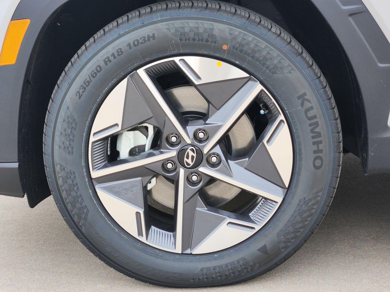 New 2026 R2T Silver Hyundai SEL FWD image 7