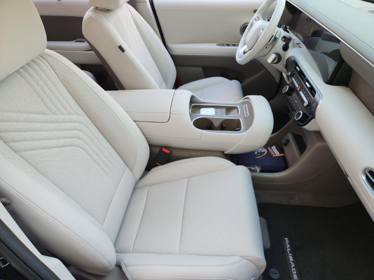 New 2027 Abyss Black Pearl Hyundai Blue SEL Premium 7P image 9