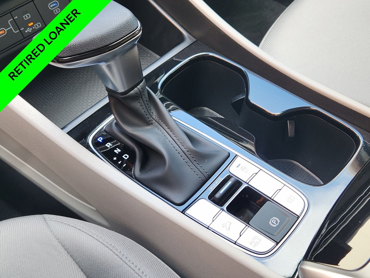 New 2026 Serenity White Pearl Hyundai SEL FWD image 19